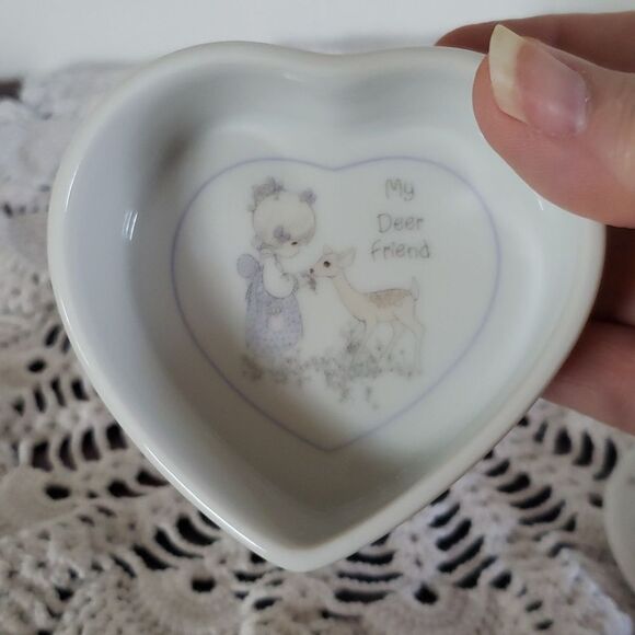 Vtg 1988 Precious Moments "My Deer Friend" Heart Shaped Porcelain Trinket Box - Picture 3 of 6